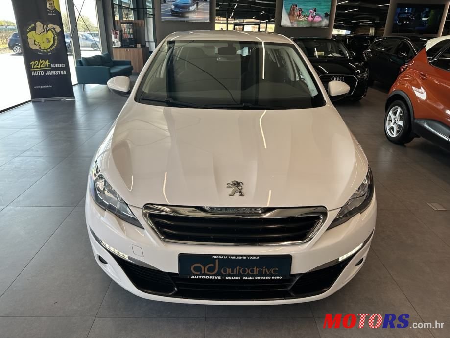 2016' Peugeot 308 1,6 Bluehdi photo #2