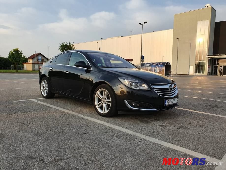 2015' Opel Insignia photo #6