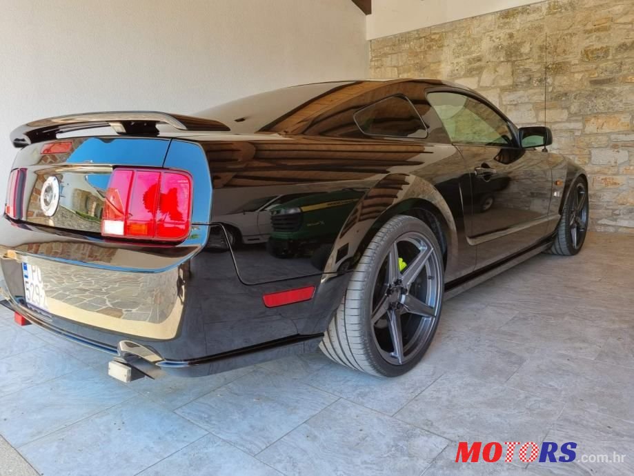2005' Ford Mustang Gt 4,6 V8 photo #4