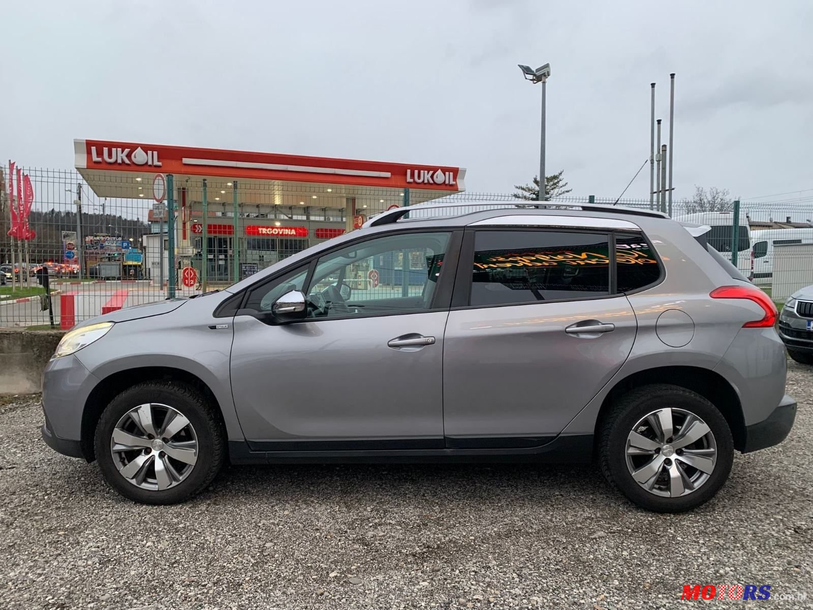 2016' Peugeot 2008 1,2 photo #3