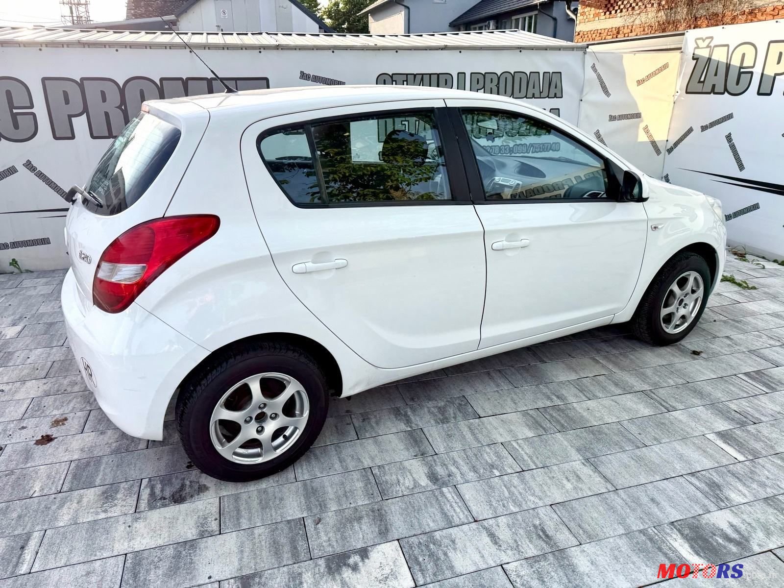 2010' Hyundai i20 1,4 Crdi photo #4