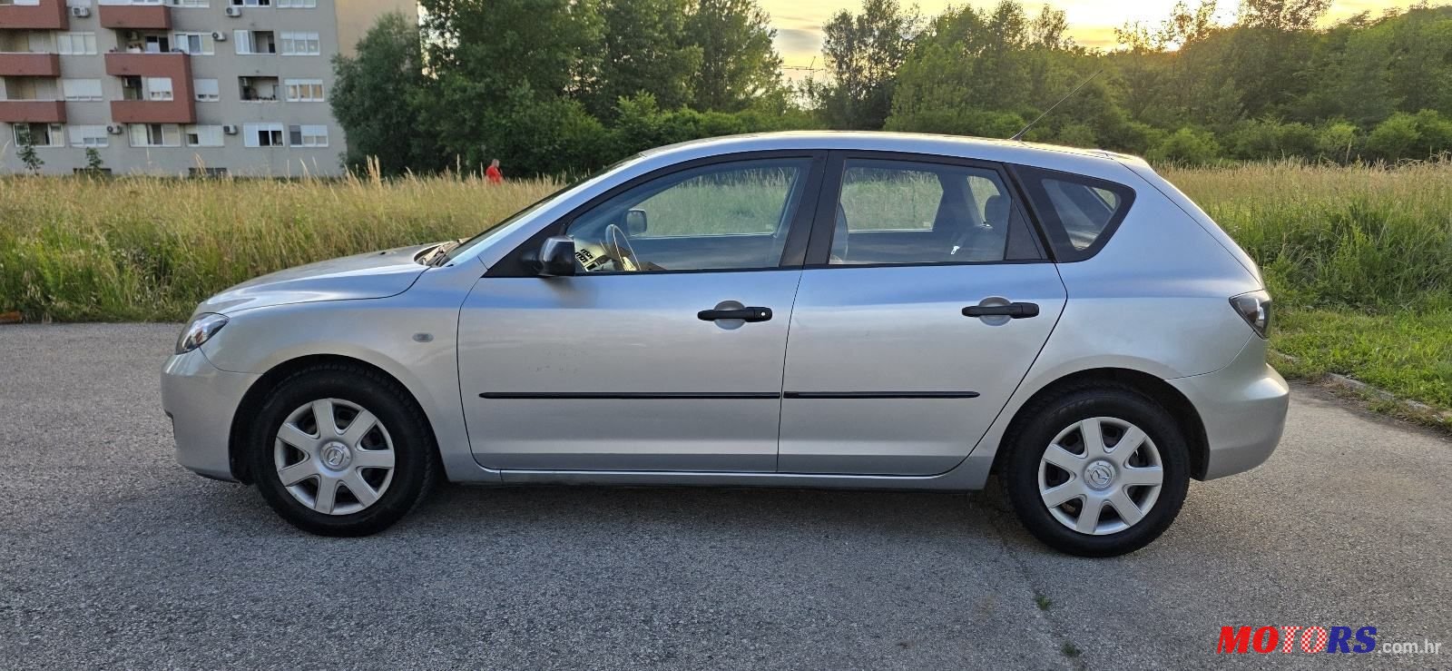 2008' Mazda 3 Sport photo #3