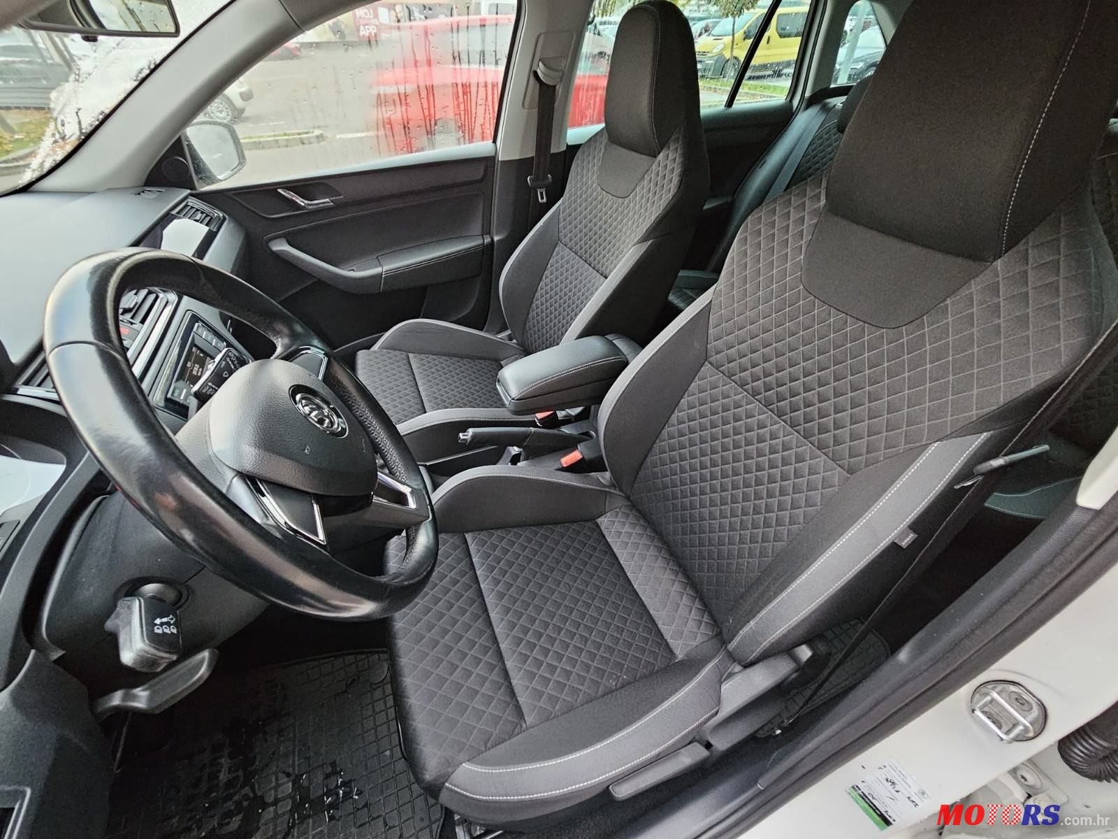 2016' Skoda Rapid 1,6 Tdi photo #6