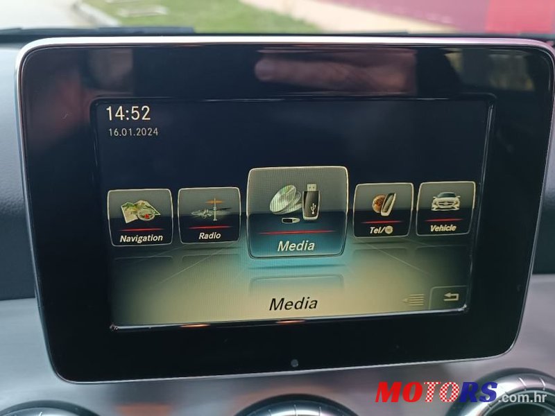 2015' Mercedes-Benz Cla Klasa 220 D Amg photo #2
