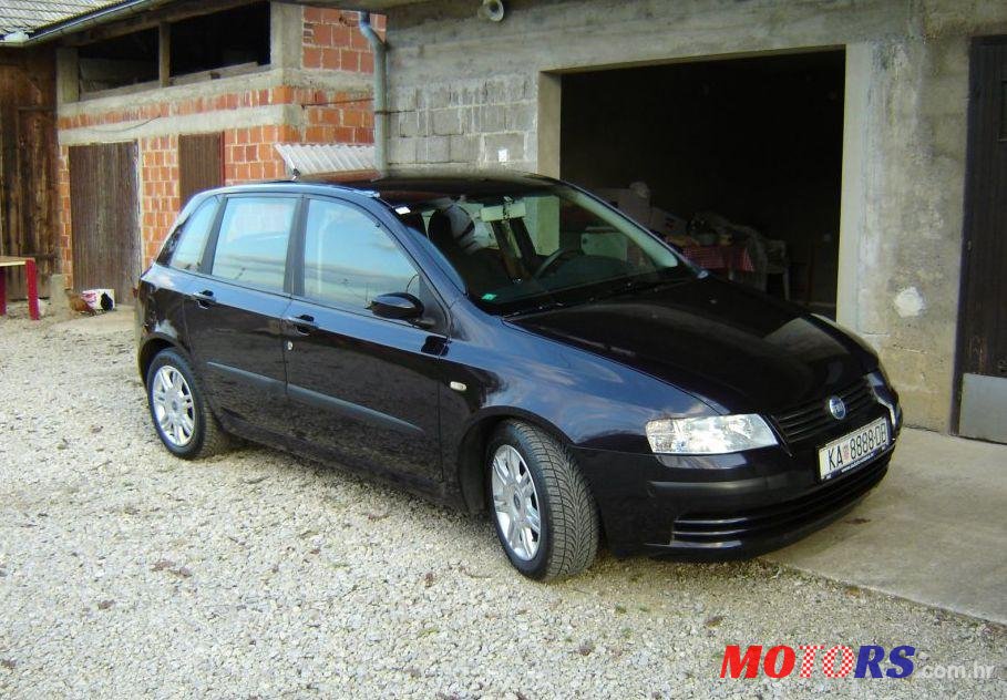 2002' Fiat Stilo 1,6 16V photo #1