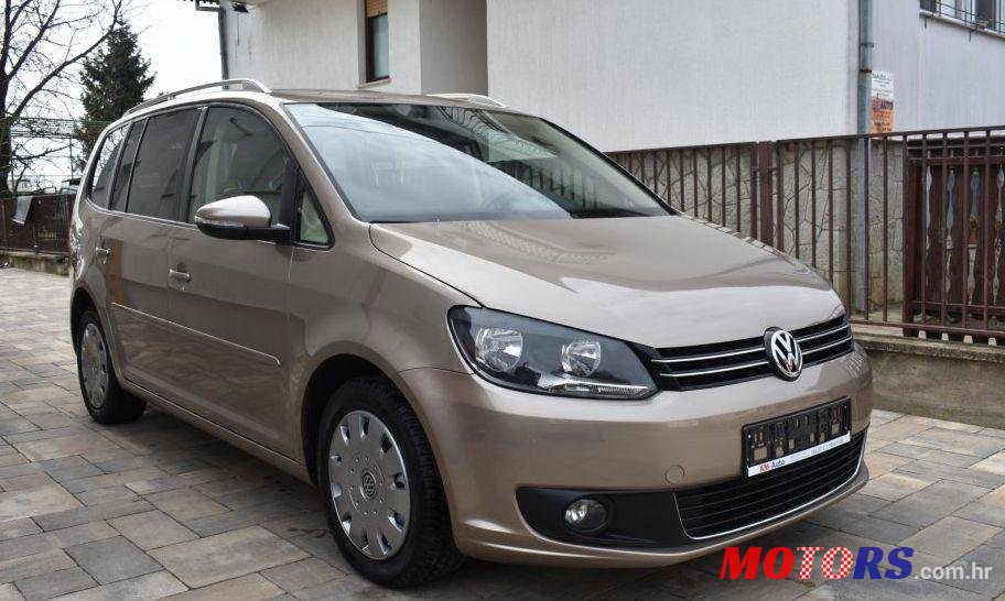 2012' Volkswagen Touran 1,6 Tdi photo #1