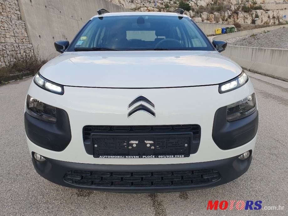 2016' Citroen C4 Cactus photo #2