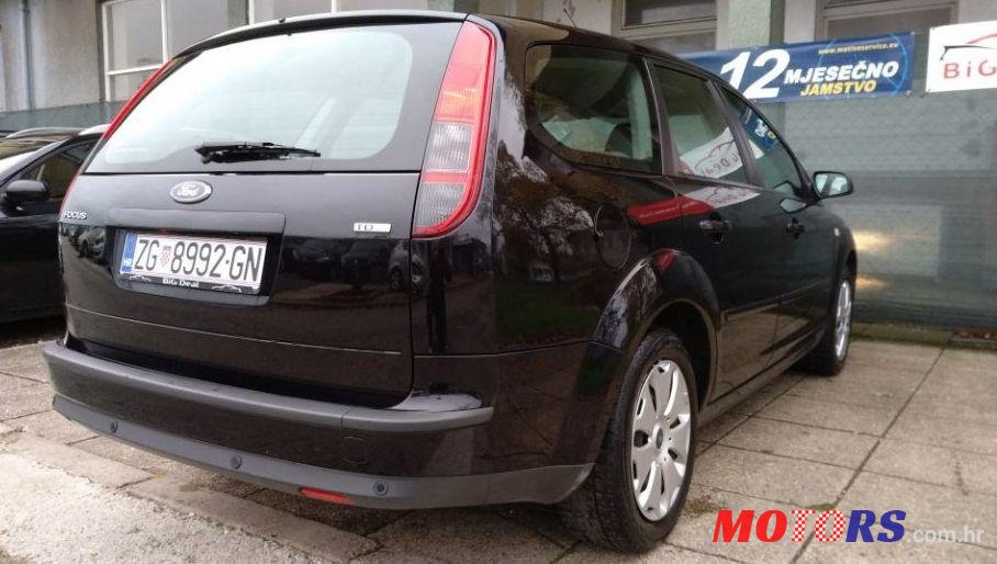 2007' Ford Focus Karavan photo #2