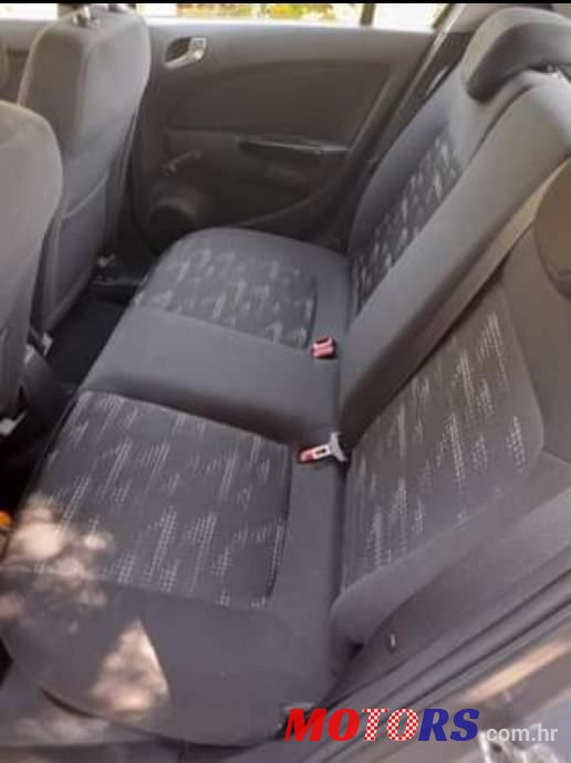 2011' Opel Corsa 1,3 Cdti photo #6