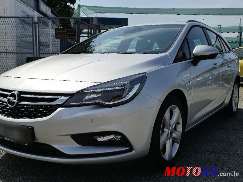 2016' Opel Astra Karavan photo #1