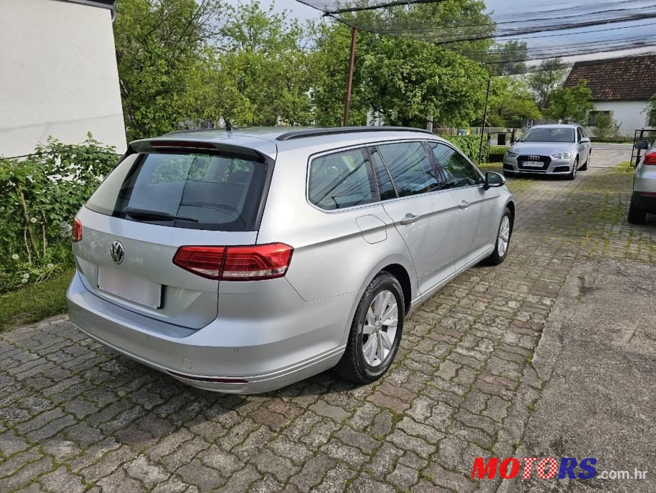 2015' Volkswagen Passat Variant photo #4