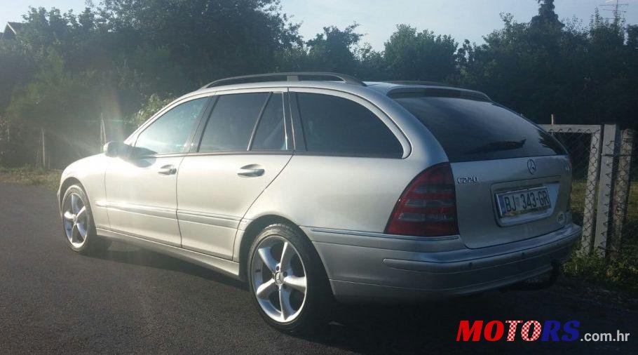 2002' Mercedes-Benz C-Klasa T-Model 270 T photo #2