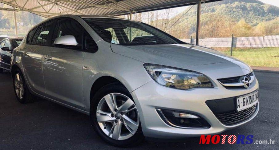 2013' Opel Astra 1,7 Cdti Classic photo #1