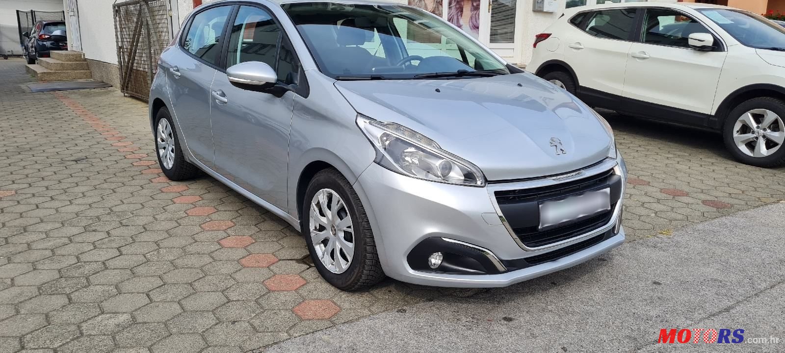 2017' Peugeot 208 1,6 Bluehdi photo #1