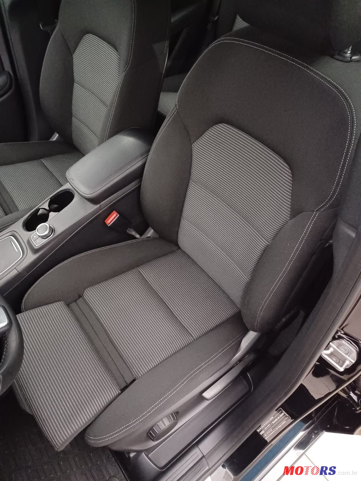 2018' Mercedes-Benz B-Klasa 180 photo #5