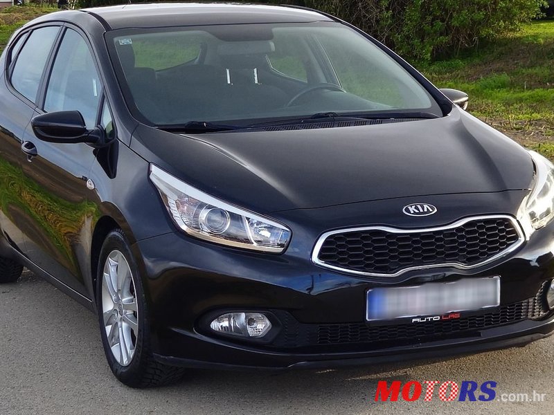2013' Kia Ceed 1,6 Crdi Ex photo #3