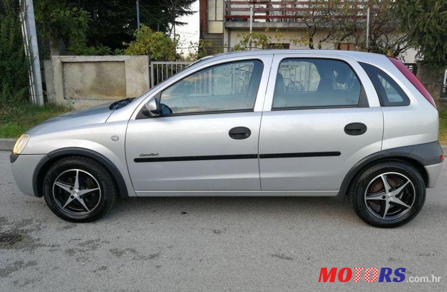 2001' Opel Corsa 1,0 I 12V photo #1