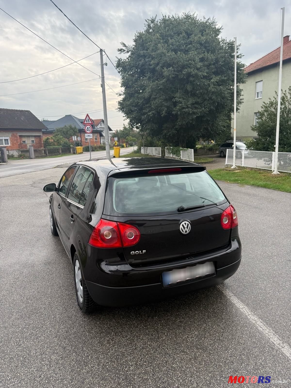 2004' Volkswagen Golf V 1,4 photo #3