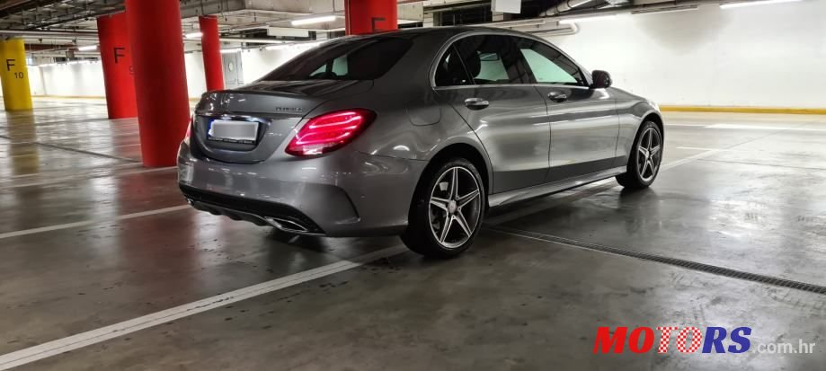 2015' Mercedes-Benz C-Klasa photo #5