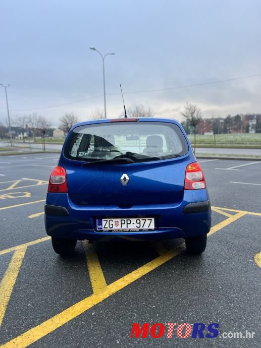 2008' Renault Twingo 1,5 Dci photo #6