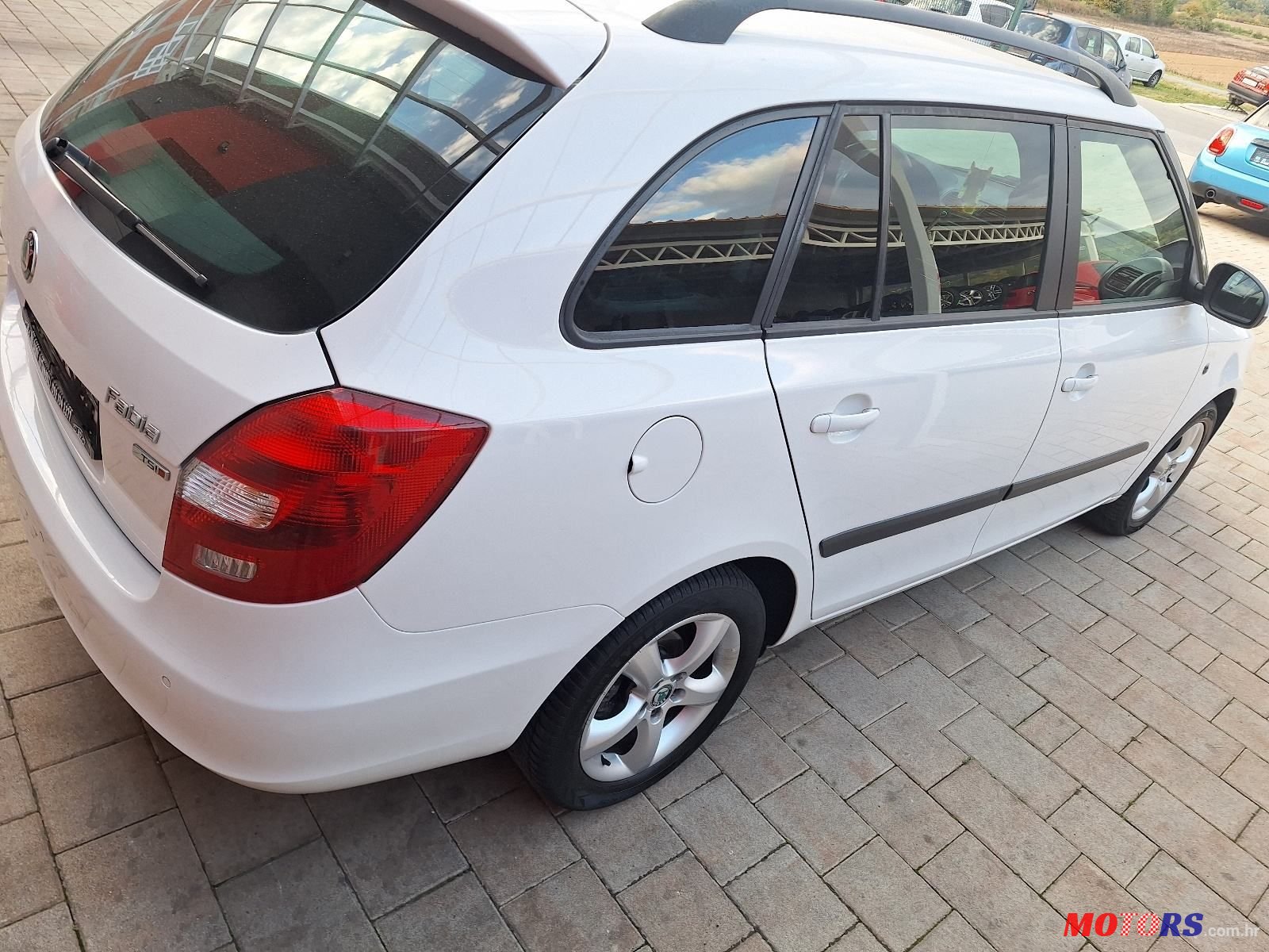 2012' Skoda Fabia Combi photo #5