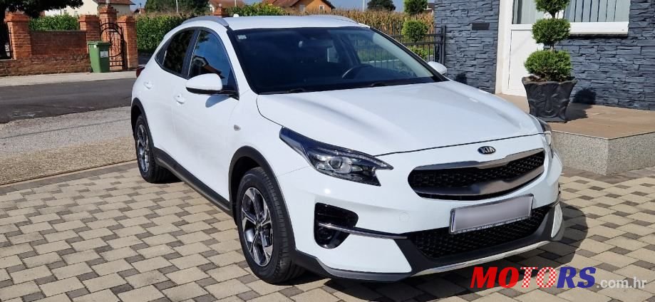 2020' Kia XCeed 1.0 T-Gdi photo #3