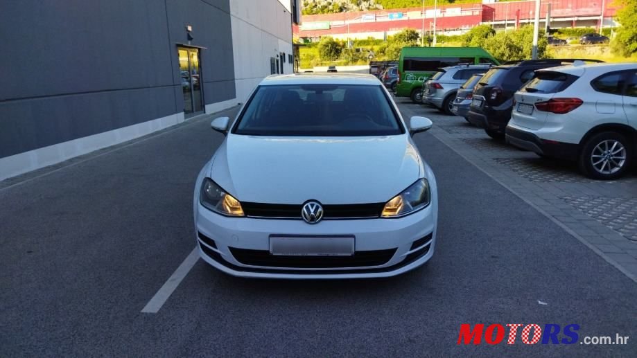 2015' Volkswagen Golf 7 photo #2