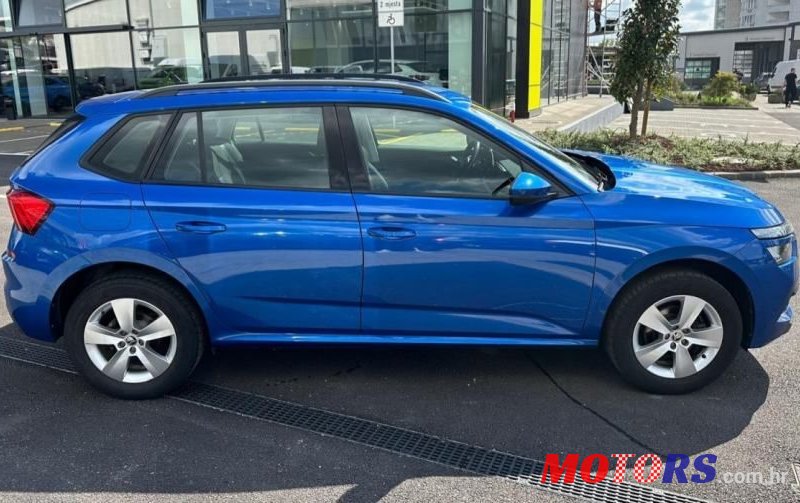 2020' Skoda Kamiq 1,0 Tsi Ambition photo #3