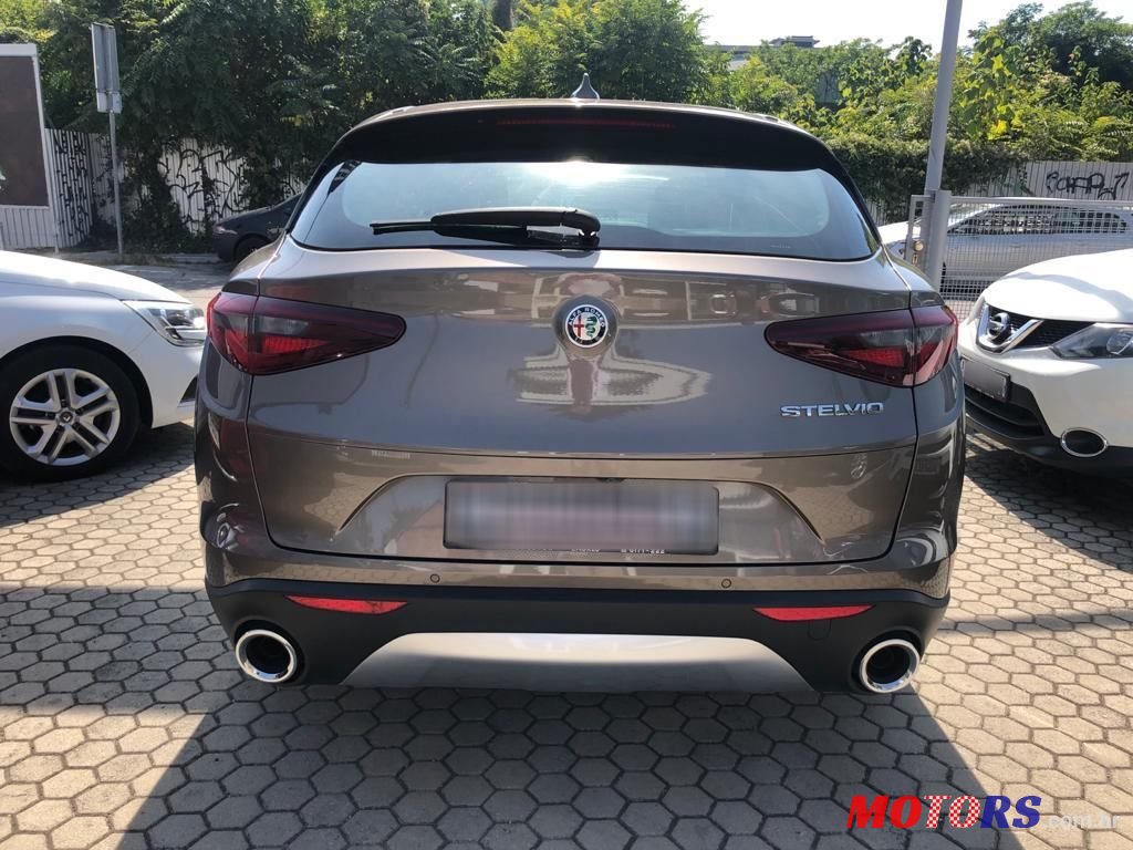 2018' Alfa Romeo Stelvio 2,2 D photo #4