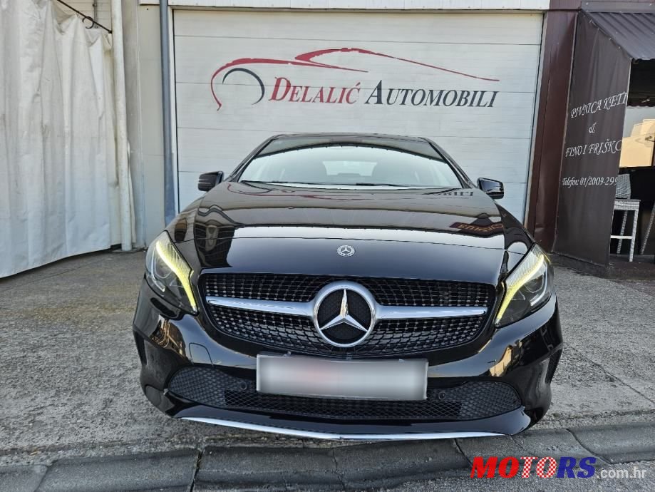 2017' Mercedes-Benz A-Klasa A 180 photo #3