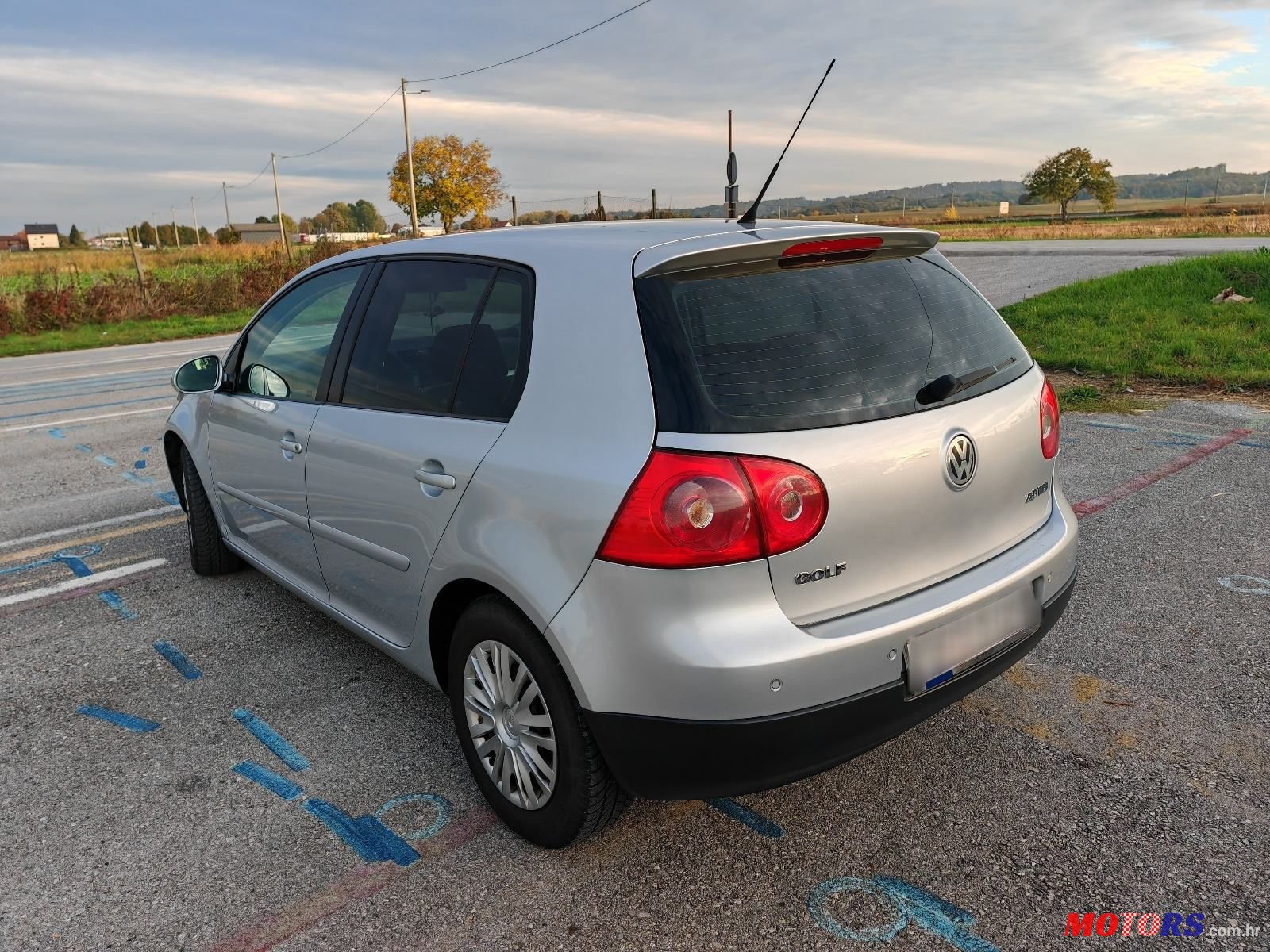 2008' Volkswagen Golf V 2,0 Tdi photo #1