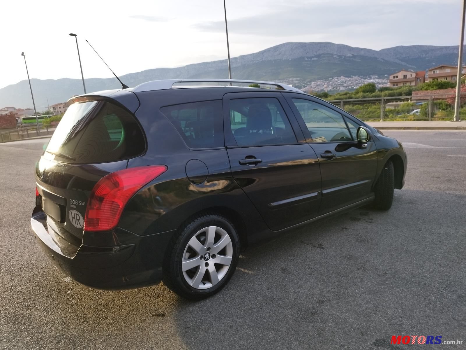 2012' Peugeot 308 Sw photo #5