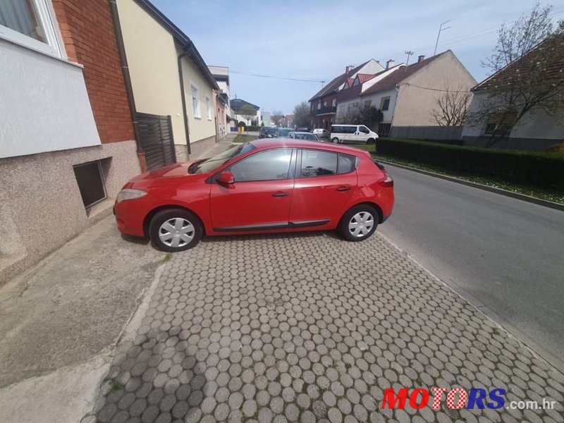 2010' Renault Megane 1,5 Dci photo #3