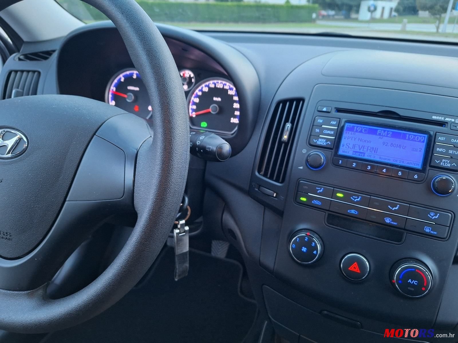 2011' Hyundai i30 1,6 Crdi photo #5