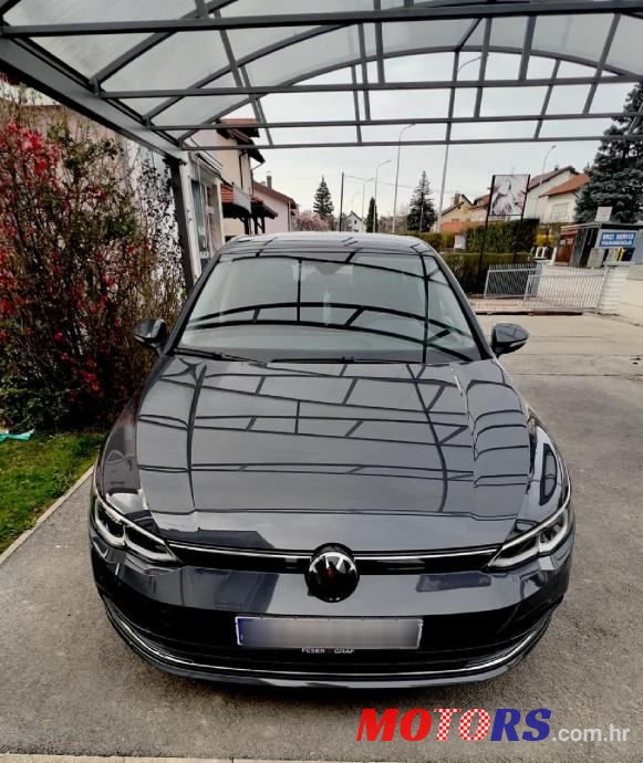 2022' Volkswagen Golf 8 2,0 Tdi photo #1