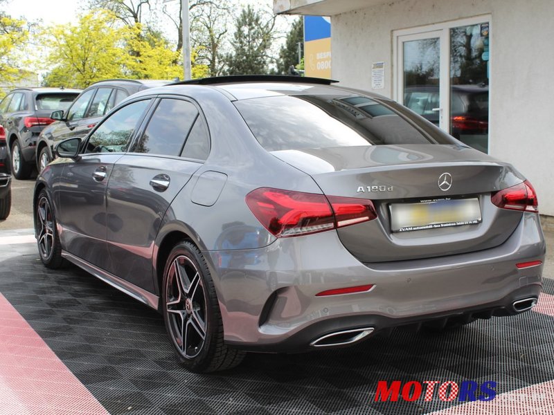 2020' Mercedes-Benz A-Klasa 180 D photo #5