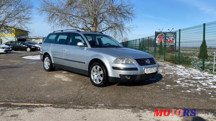 2002' Volkswagen Passat Variant 1,9 Tdi photo #1