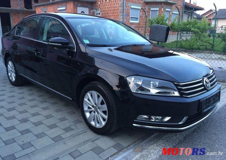2013' Volkswagen Passat 1,6 Tdi Bmt photo #1
