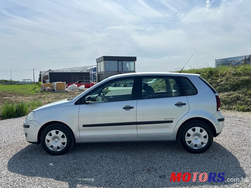 2009' Volkswagen Polo 1.2 photo #3