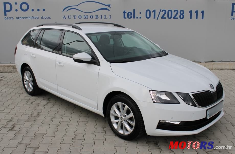 2018' Skoda Octavia Combi photo #3