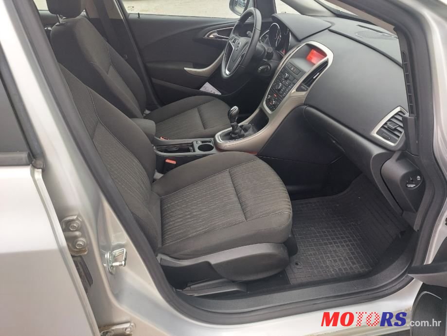 2011' Opel Astra 1,4 photo #5