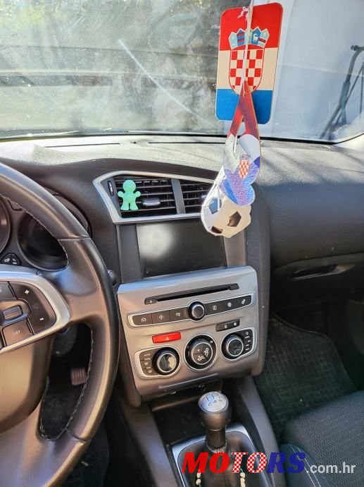 2015' Citroen C4 1,6 Bluehdi photo #6