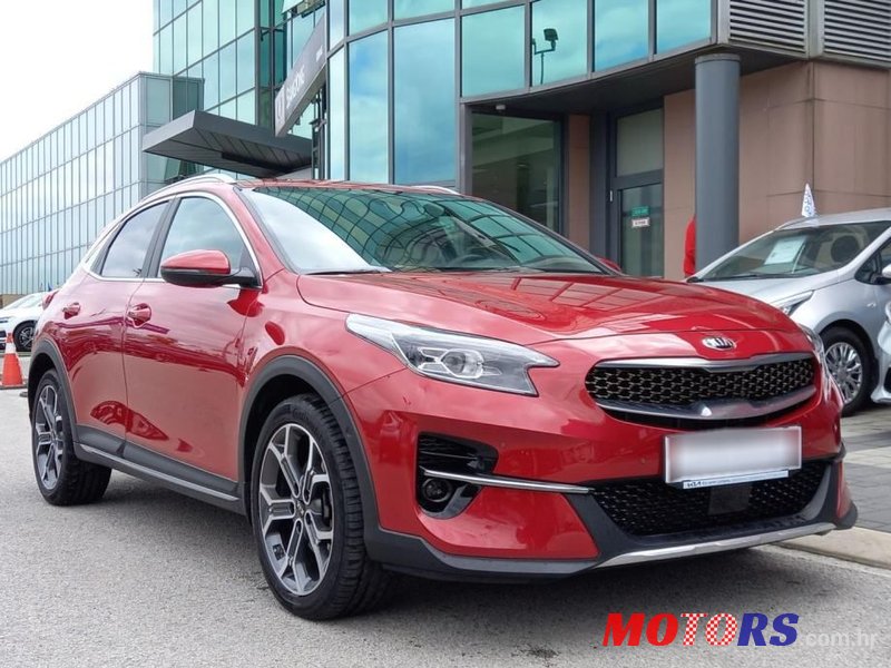 2020' Kia XCeed photo #1