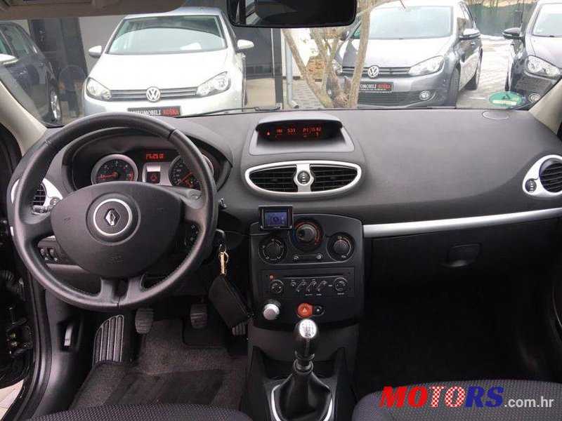 2007' Renault Clio 1,5 Dci photo #2