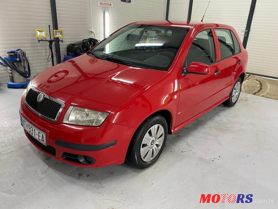2007' Skoda Fabia photo #1