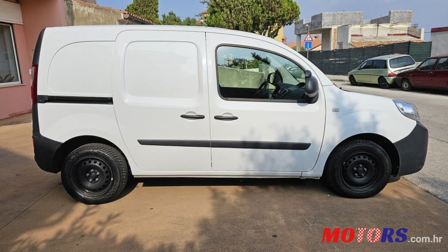 2020' Renault Kangoo Blue Dci 95 photo #3
