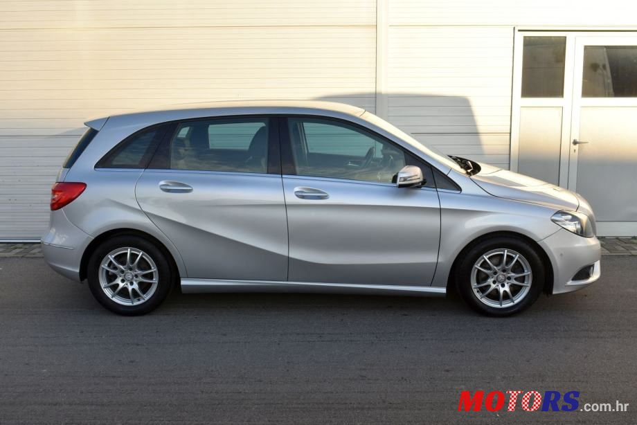 2012' Mercedes-Benz B-Klasa 180 Cdi photo #3