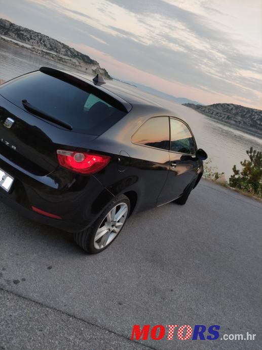 2009' SEAT Ibiza Sc 1,4 Tdi photo #2