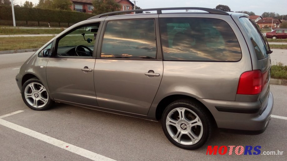 2005' SEAT Alhambra photo #2