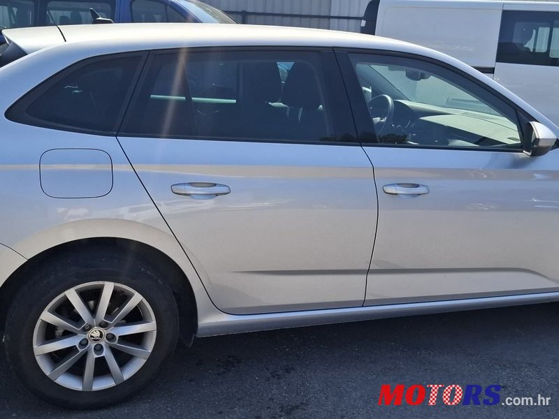 2021' Skoda Scala 1,6 photo #6